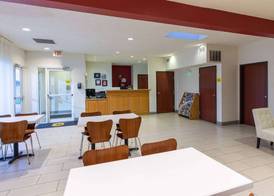 Super 8 by Wyndham Garland Rowlett East Dallas Area 4