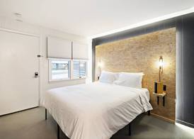 The Brooks Motel 5