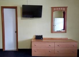 The Dunkirk Motel 4