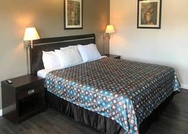 Rodeway Inn Ontario Mills Mall 4