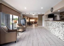 Days Inn by Wyndham Anderson 2
