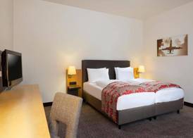Sunday Hotel Frankfurt Airport - Neu-Isenburg 4