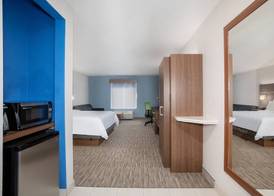 Holiday Inn Express & Suites CHOWCHILLA - YOSEMITE PK AREA by IHG 5