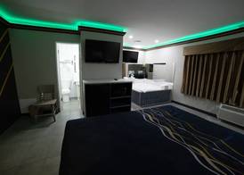 Artesia Motor Inn 3