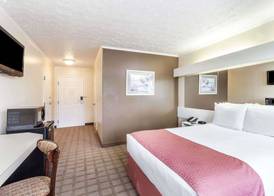 Microtel Inn by Wyndham Wilson 4