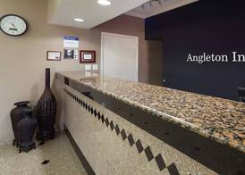 Best Western Angleton Inn 2