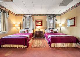 Waynebrook Inn 4