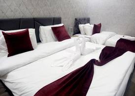 Twins Downtown Hotel 4