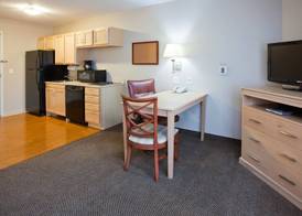 Candlewood Suites MILWAUKEE BROWN DEER by IHG 4