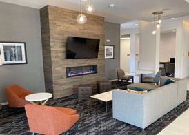 La Quinta Inn & Suites by Wyndham Centralia 3
