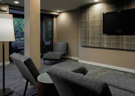 Courtyard by Marriott Springfield 2
