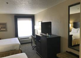 Holiday Inn Express LONDON-I-70 by IHG 5