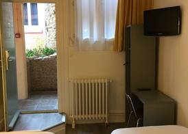 Hotel Au Patio Morand 3