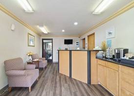 Garibaldi Inn at the Bay 2