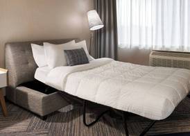 Four Points by Sheraton Windsor Downtown 5
