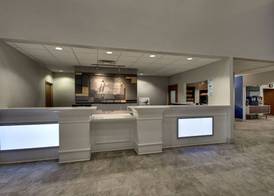 Holiday Inn Express & Suites CHICAGO NORTH-WAUKEGAN-GURNEE by IHG 3