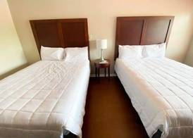 Shady Cliff Resort 5