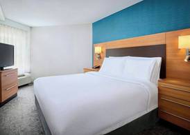 TownePlace Suites by Marriott Mississauga-Airport Corporate Centre 3