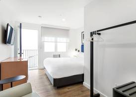 Grove Hotel 5