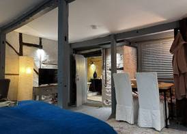 One Drake Road Hotel 4