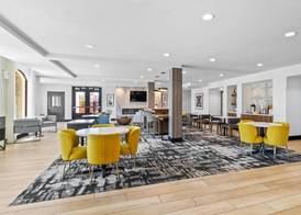 La Quinta Inn & Suites by Wyndham Santa Cruz 5