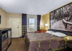 Super 8 by Wyndham Florence 4