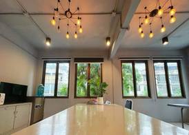 Sukhum Huai Khwang Guest House 4