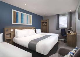 Travelodge Winnersh Triangle 3