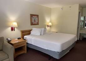 Americas Best Value Inn & Suites Melbourne 5