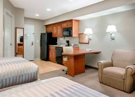 Candlewood Suites LAX HAWTHORNE by IHG 3