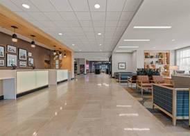 Drury Plaza Hotel Tampa Brandon 2