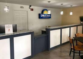Days Inn by Wyndham Cape Carteret 3