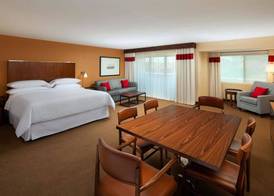 FOUR POINTS BY SHERATON PHOENIX SOUTH MOUNTAIN 2