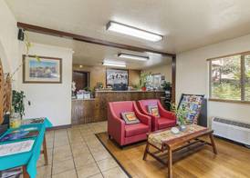 Super 8 by Wyndham St. George UT 4
