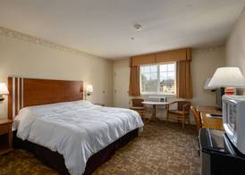 Three Rivers Inn Sedro Woolley 4