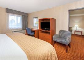 Baymont by Wyndham Detroit/Roseville 4