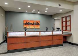 Drury Inn & Suites Charlotte Arrowood 2