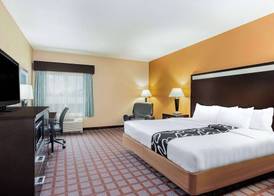 Spark by Hilton Plainfield Indianapolis Airport 5