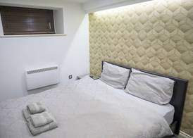 V2 Residence 4