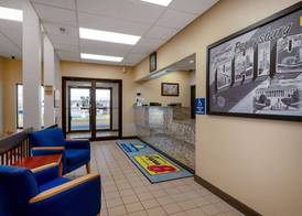 Days Inn by Wyndham Perrysburg Toledo 2