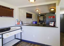 OYO Hotel Sulphur LA Hwy 90 West 3
