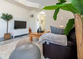 Dn11-2 Bedroom Apartment Close To Puerto Banus 3