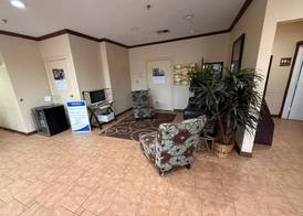 Days Inn by Wyndham Navasota 2