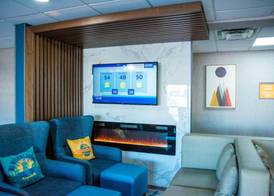 La Quinta Inn & Suites by Wyndham Fayetteville I-95 3