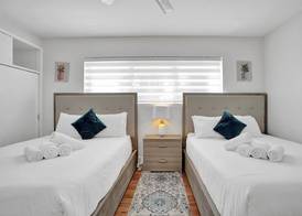 Bay Harbor Boutique Vacation Rental 2