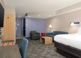 Garner Hotel Jamaica JFK Airtrain NYC by IHG 5