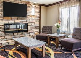 Comfort Inn & Suites Cedar Rapids North - Collins Road 3