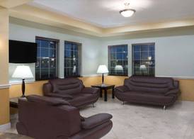 Super 8 by Wyndham Rosenberg TX 3