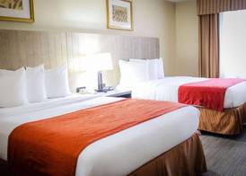 Country Inn & Suites by Radisson, Chester, VA 4