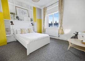 Cardiff Guesthouse & On-Street Parking 5